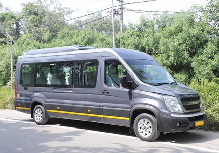 12 Seater Urbania Traveller