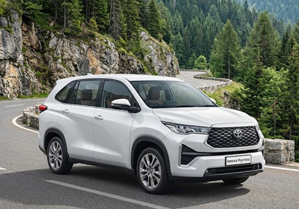 Innova Hycross